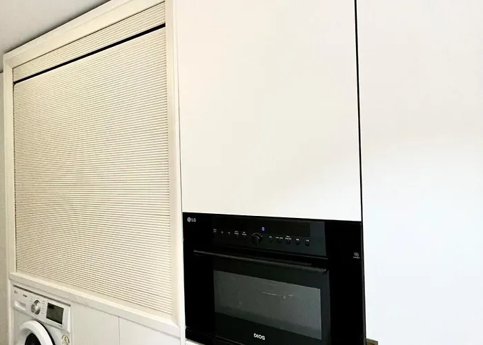 Apartment Gangnam Applehouse