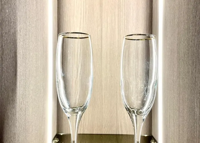 Apartment Gangnam Applehouse